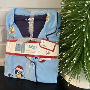 Bluey Women's Family Sleepwear Set Bandit Santa Hats -NEW 1 Left size M!!!!!